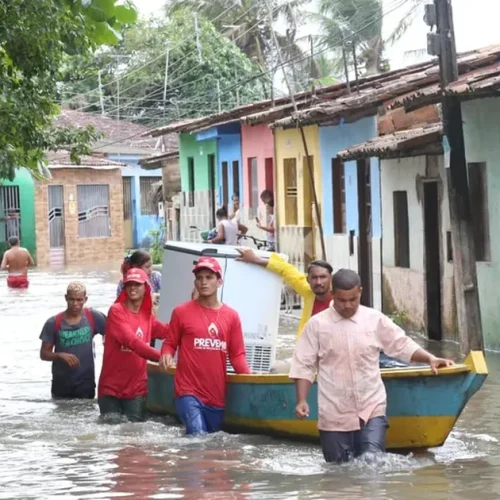 Prepare-se Alagoano: Inmet dispara alerta de chuvas intensas para 70 cidades de Alagoas nesta segunda-feira (27)