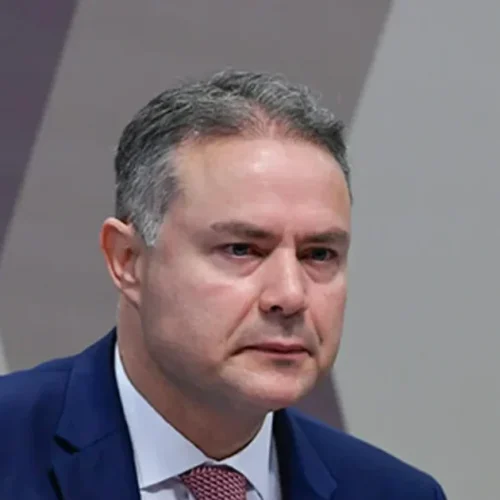 Após prometer acesso da Santa Efigência, Renan Filho é bombardeado: ”Passou 8 anos e não fez”