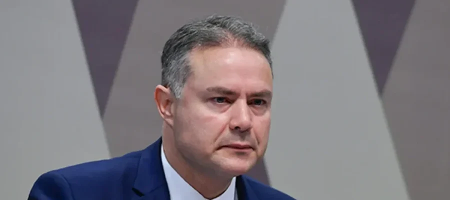 Após prometer acesso da Santa Efigência, Renan Filho é bombardeado: ”Passou 8 anos e não fez”