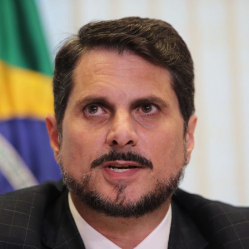 Após bloqueio de Moraes, senador Bolsonarista pede que suas contas sejam liberadas pelo presidente do Banco Central