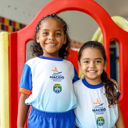 O que dizem as autoridades da educação sobre a nova lei que restringe cuidados íntimos a profissionais mulheres