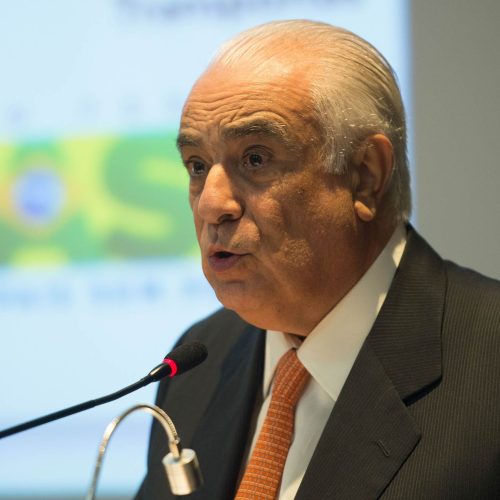Deputado deixa PL após defender Moraes e se encontra com Lula