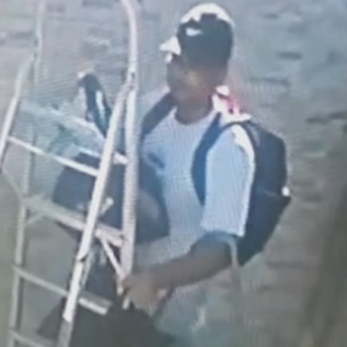 Homem invade casa de policial e rouba munições e carregadores de arma em Maceió