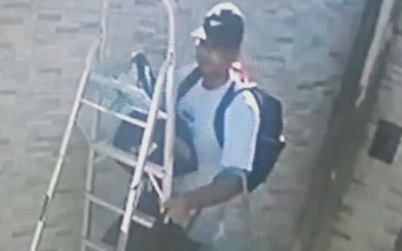 Homem invade casa de policial e rouba munições e carregadores de arma em Maceió