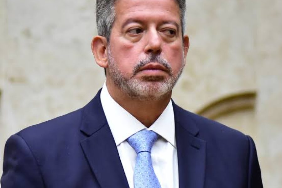 STF impede suspensão de ação de calúnia movida por Arthur Lira contra Jullyene Lins