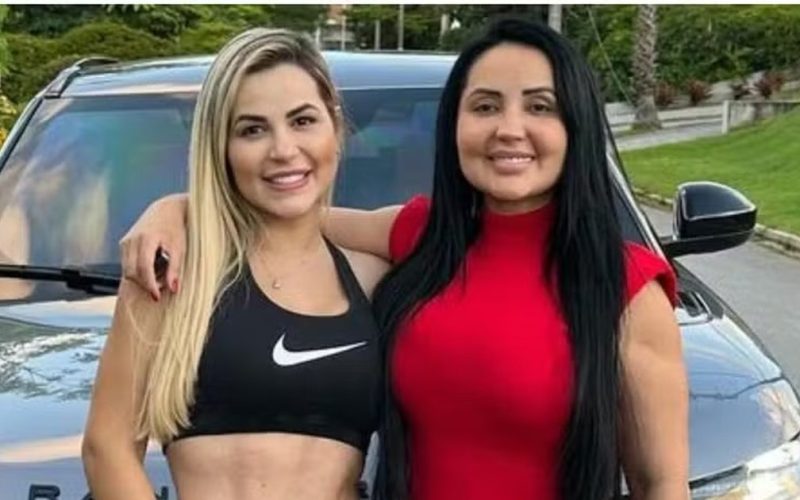“Estamos cansadas de acusações e julgamentos”, diz irmã de Deolane após prisão da influenciadora.