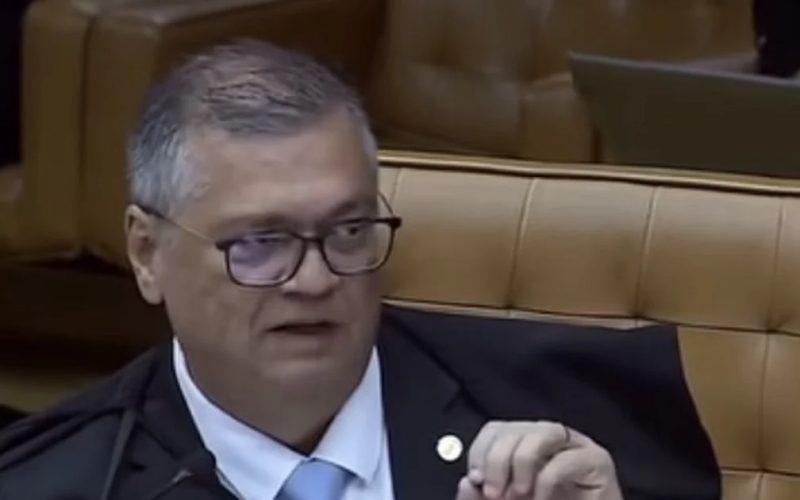 Dino expõe prisões de governadores e diz que cenário do RJ “não se repete no Brasil”
