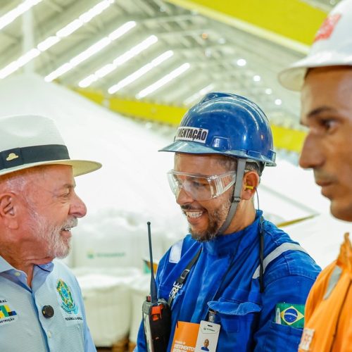 “Nós vamos combater eles aqui dentro”, diz Lula sobre PCC e Comando Vermelho