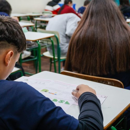 Aluna trans é agredida após sofrer zombarias dentro de escola em Arapiraca