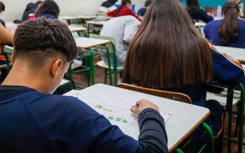 Aluna trans é agredida após sofrer zombarias dentro de escola em Arapiraca