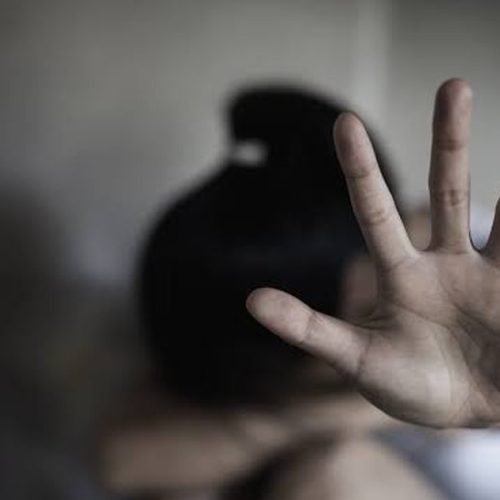 Homem confessa feminicídio após familiar acionar polícia por temer linchamento no Pontal da Barra