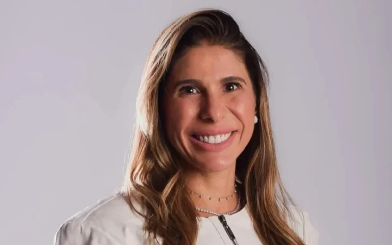 Ex primeira-dama de Alagoas, Marina Cintra, pode disputar eleições de 2026 ao lado de JHC