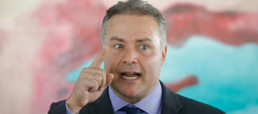 Plano de Governo de Renan Filho para Alagoas se resume a três páginas e provoca questionamentos