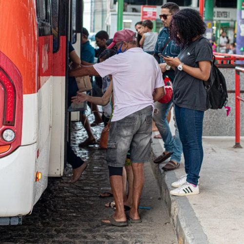 Linha do ônibus 4006 terá itinerário alterado por obra de saneamento em Maceió