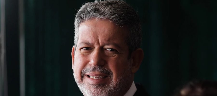 Arthur Lira declara apoio a JHC na disputa pelo Governo de Alagoas
