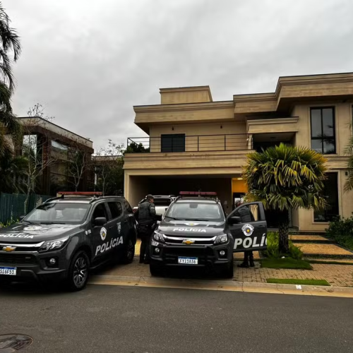 Suspeito de lavar dinheiro para o PCC morre em confronto durante operação em condomínio de luxo em Campinas