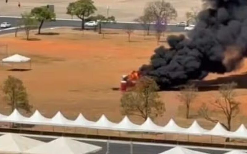 PM detém suspeito de incendiar banheiros químicos na Esplanada dos Ministérios, a menos de 2 km do STF