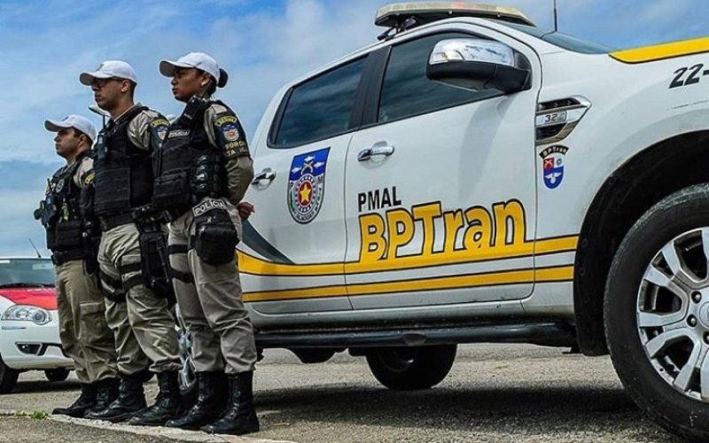 Réveillon em Alagoas tem 177 autuações e sete prisões em ações da Lei Seca