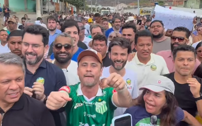 Senador Cleitinho inicia campanha após oficializar candidatura ao Governo de MG