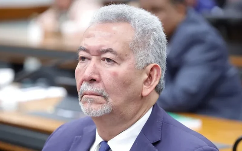 PT Alagoas sai em defesa de Paulão após decisão que pode impactar mandato