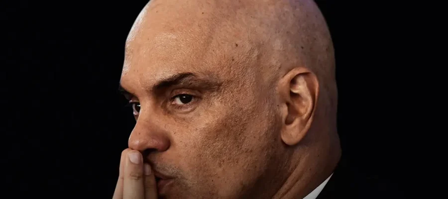 Primeira turma do STF deve dar recados sobre EUA em julgamento que pode condenar Eduardo Bolsonaro