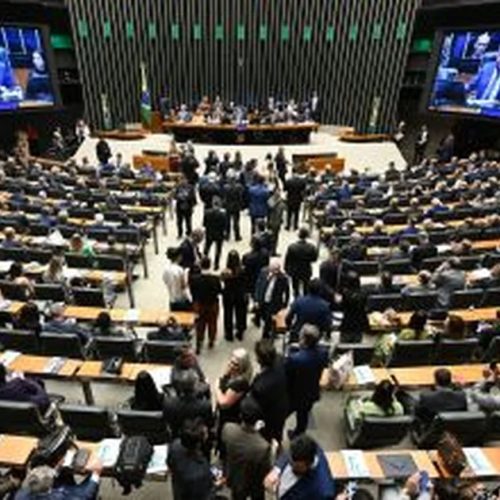 PF aponta suspeita de aval da Presidência da Câmara em esquema de desvio de emendas