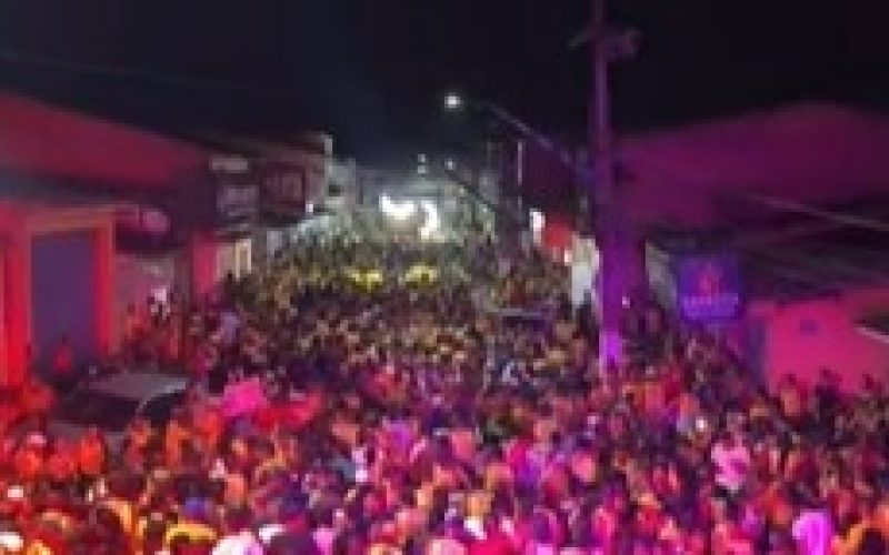 Bloco do Jacaré faz sucesso em Passo do Camaragibe e confirma liderança de Cícero Cavalcante no Litoral Norte