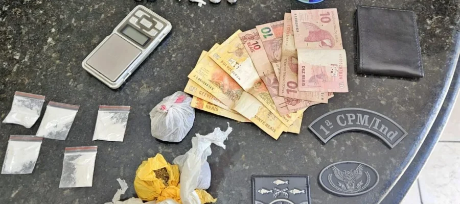 Denúncia anônima leva PM a prender traficante em área central de Boca da Mata