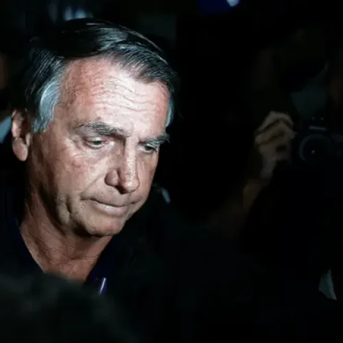 Políticos de direita em Alagoas criticam transferência de Bolsonaro para presídio da Papudinha; confira
