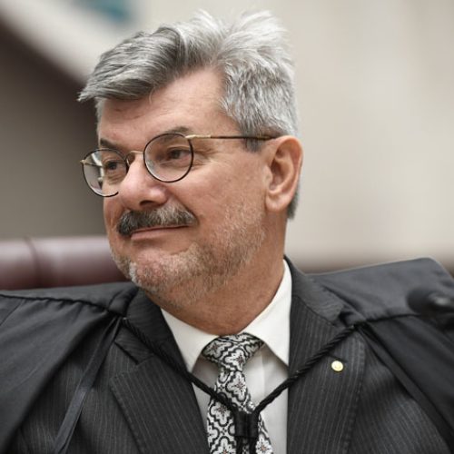 Ministro do STJ é acusado de assédio sexual contra jovem de 18 anos