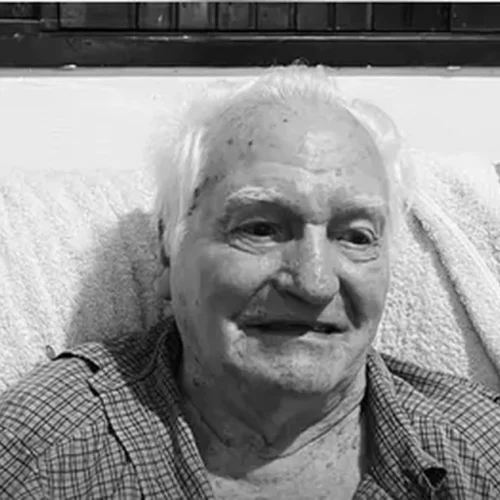 Morre idoso que aguardava autorização da Hapvida para procedimento vascular em Maceió