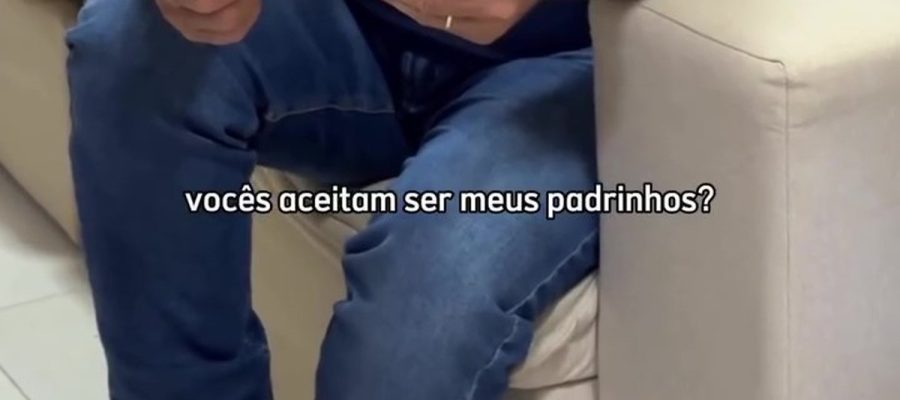 Avô se emociona ao saber que o neto vai receber o seu nome