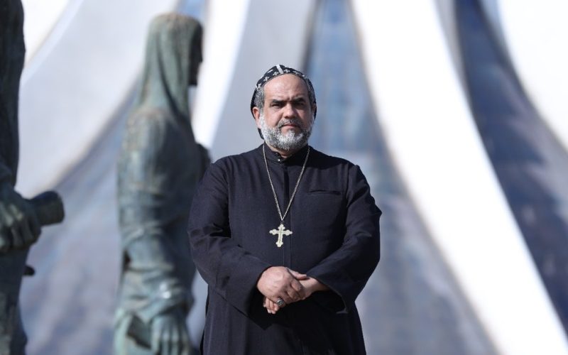 Padre Kelmon defende Bolsonaro e chama prisão de “tragédia nacional” em vídeo