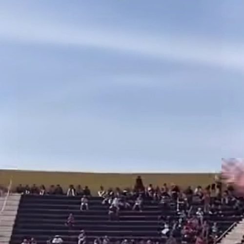 Janja canta ao lado de cantor gospel em 1º evento de campanha de Lula