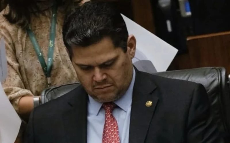 Querem CPMI do Master para fazer “palanque eleitoral”, diz Alcolumbre