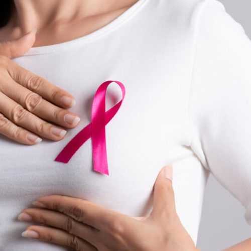 Anvisa aprova novo medicamento oral para câncer de mama