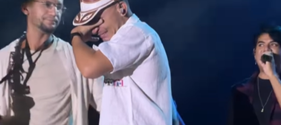 João Gomes se emociona no seu último show de São João em Arapiraca