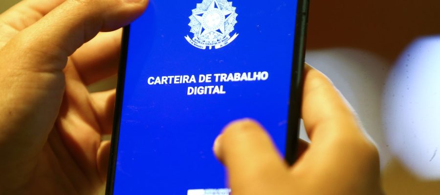 Novo salário mínimo entra em vigor dia 1 de janeiro de 2026: R$1.631