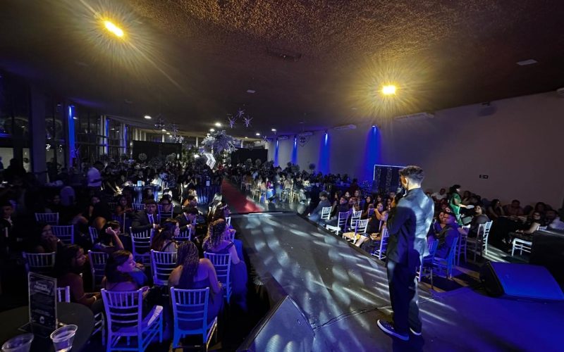 Escola estadual de Rio Largo forma 150 alunos sem recursos externos e celebra “marco histórico”