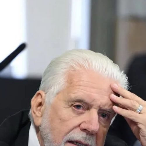 Defesa de Jaques Wagner aciona STF para anular operação da PF contra o senador