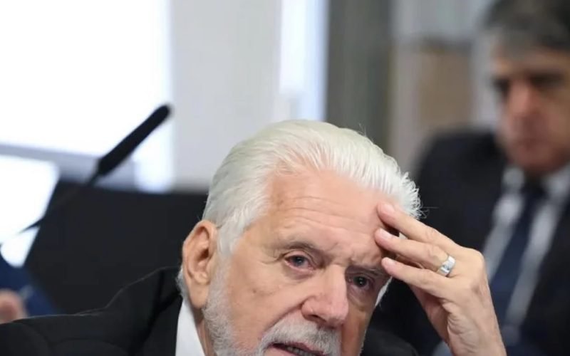 Defesa de Jaques Wagner aciona STF para anular operação da PF contra o senador