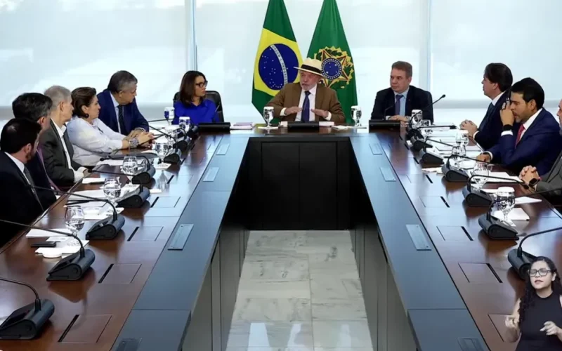 Lula sanciona lei que amplia punições para crimes sexuais contra crianças e adolescentes