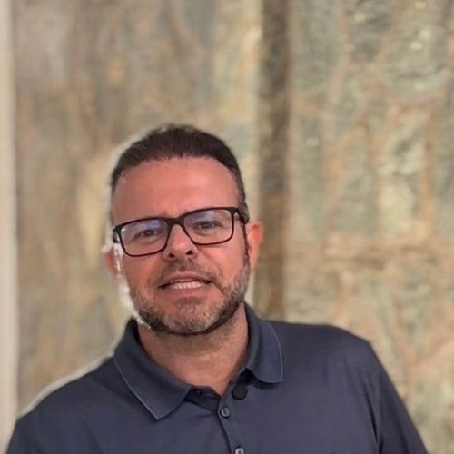 No Dia Nacional do Orgulho Autista, Léo Loureiro destaca avanços da causa e reforça compromisso com a inclusão