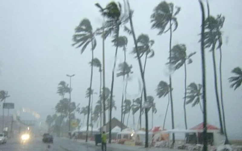 Volume de chuvas deste domingo corresponde a quase metade do esperado para o mês