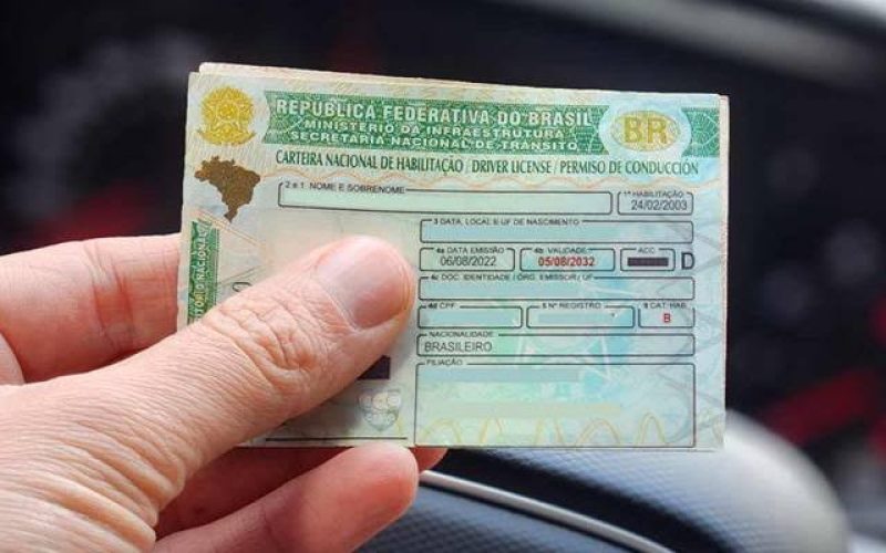 Detran/AL altera regras da CNH e permite veículo particular no exame prático