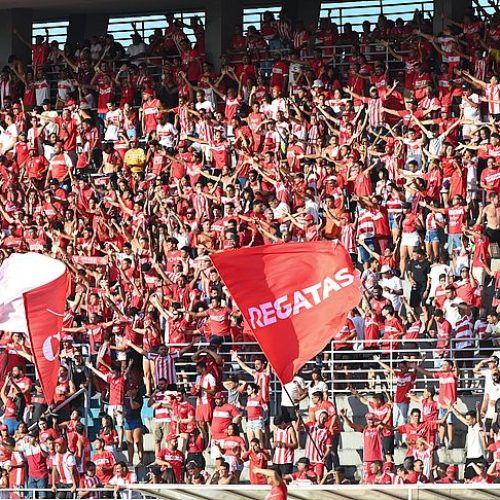 Torcedor do CRB é preso com drogas escondidas no tênis após jogo no Rei Pelé