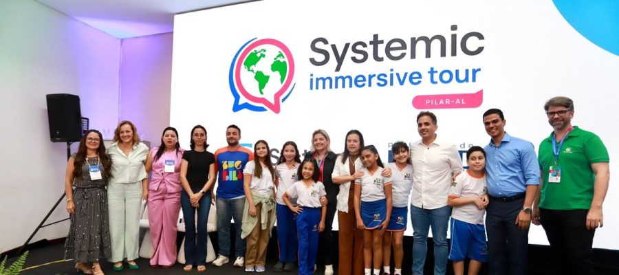 Pilar recebe gestores de todo o Brasil e apresenta modelo de educação bilíngue que se tornou referência nacional