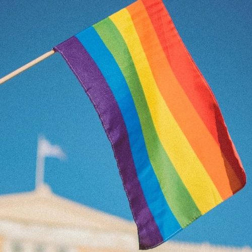 Há 36 anos, OMS deixava de considerar homossexualidade uma doença
