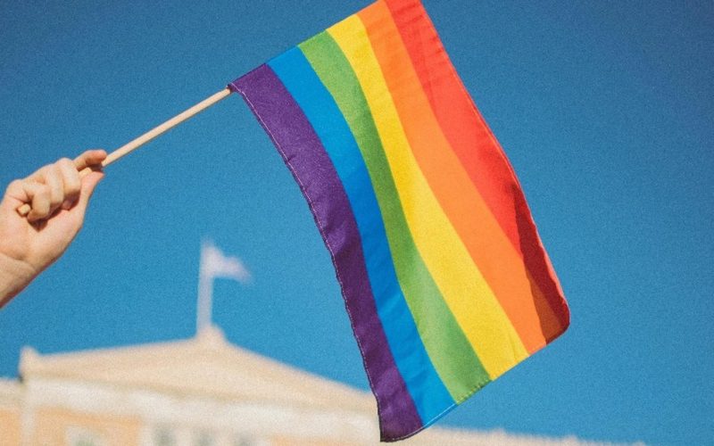 Há 36 anos, OMS deixava de considerar homossexualidade uma doença
