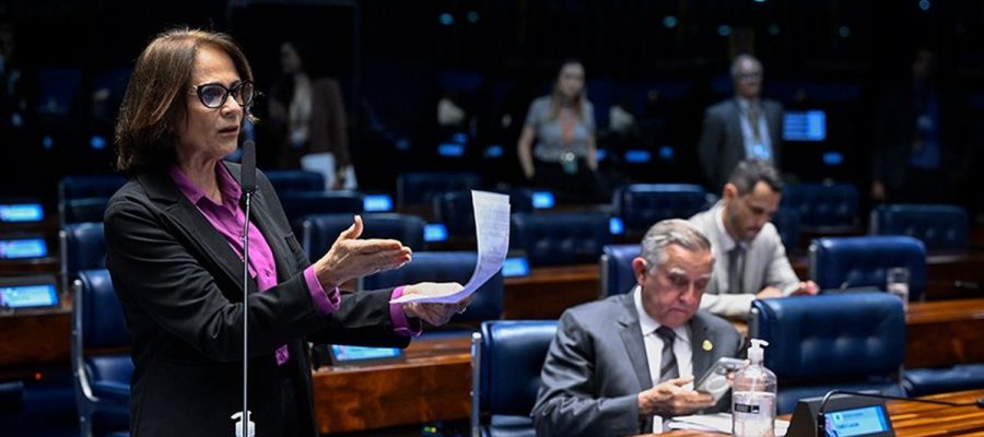 Senadores aprovam projeto que dificulta aborto em crianças vítimas de estupro